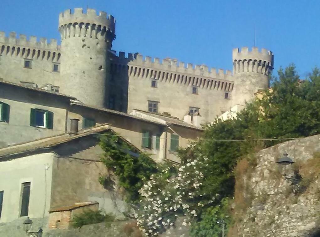 Alloggio Turistico D'Annunzio Bracciano  Exteriör bild