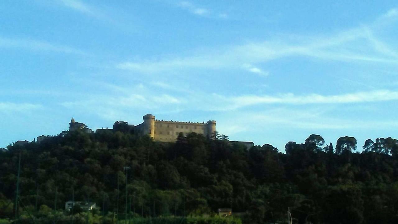 Alloggio Turistico D'Annunzio Bracciano  Exteriör bild